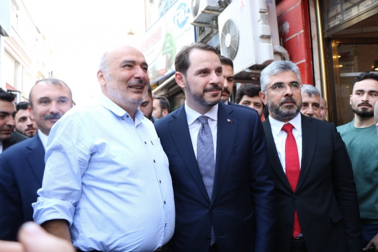 Bakan Albayrak’a Yoğun İlgi