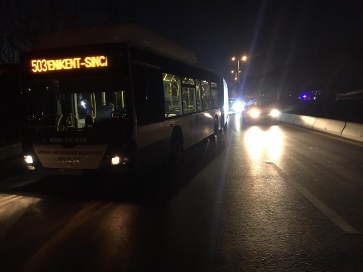 Başkent’te İki Otobüs Çarpıştı: 1 Yaralı
