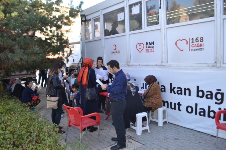 Azra Kök Hücre Bekliyor