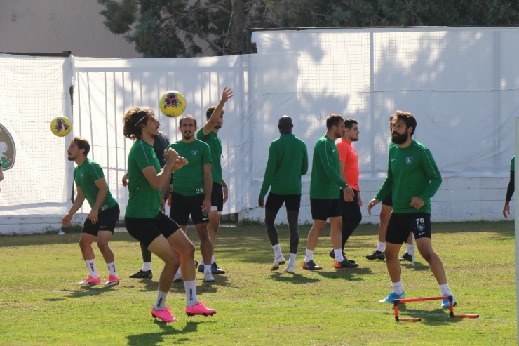 Olcay Şahan: “Denizlispor Süper Lig’i Hak Ediyor”