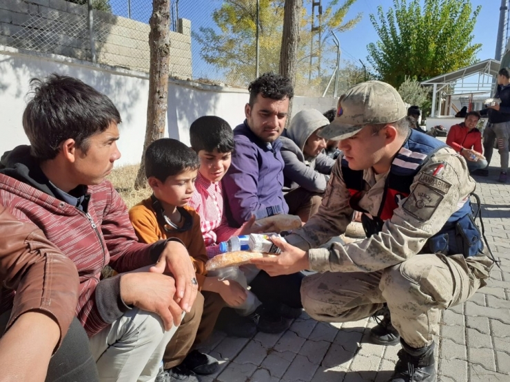 Gaziantep’te 39 Kaçak Göçmen Yakalandı