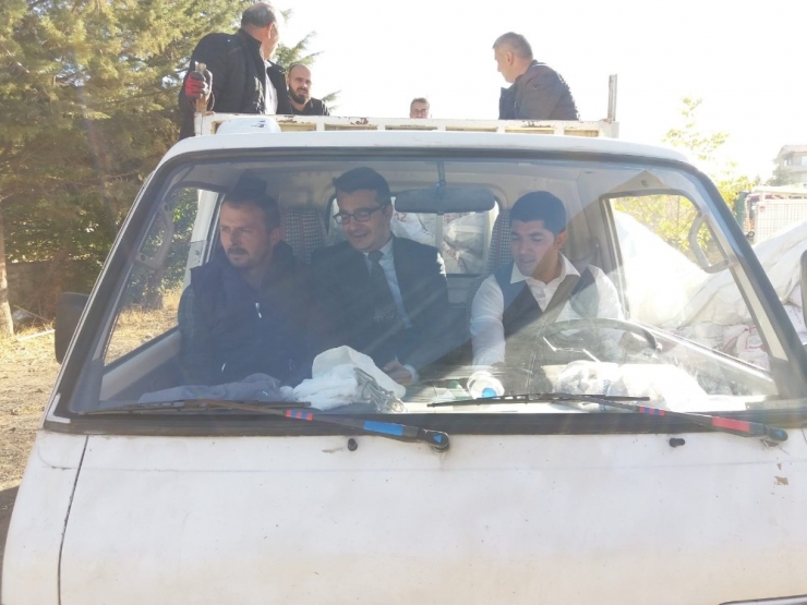 Kaymakam Yaptığı Hareketle Hem Evleri Hem Gönülleri Isıttı