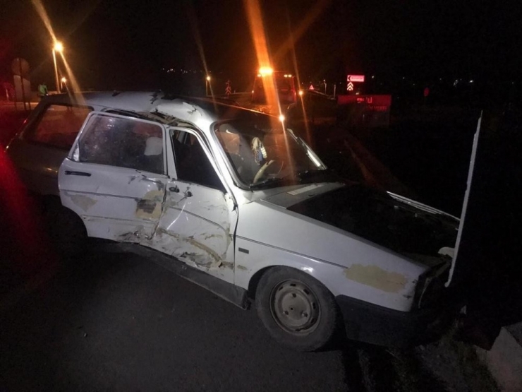 Konya’da İki Otomobil Çarpıştı: 5 Yaralı