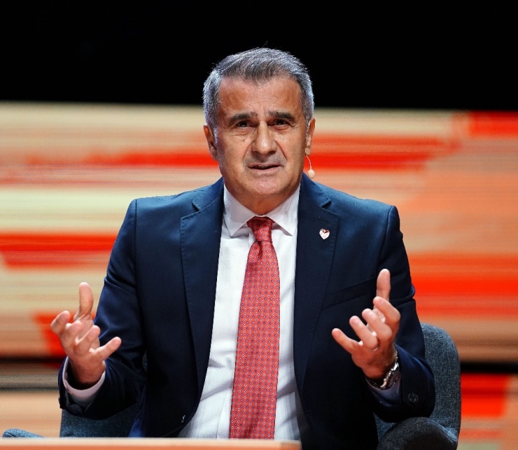 Şenol Güneş: "2022 Benim İçin Final Olacak"