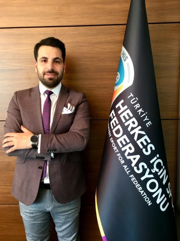 Türk Heyeti Ozan Karakuş Öncülüğünde Brüksel Yolunda