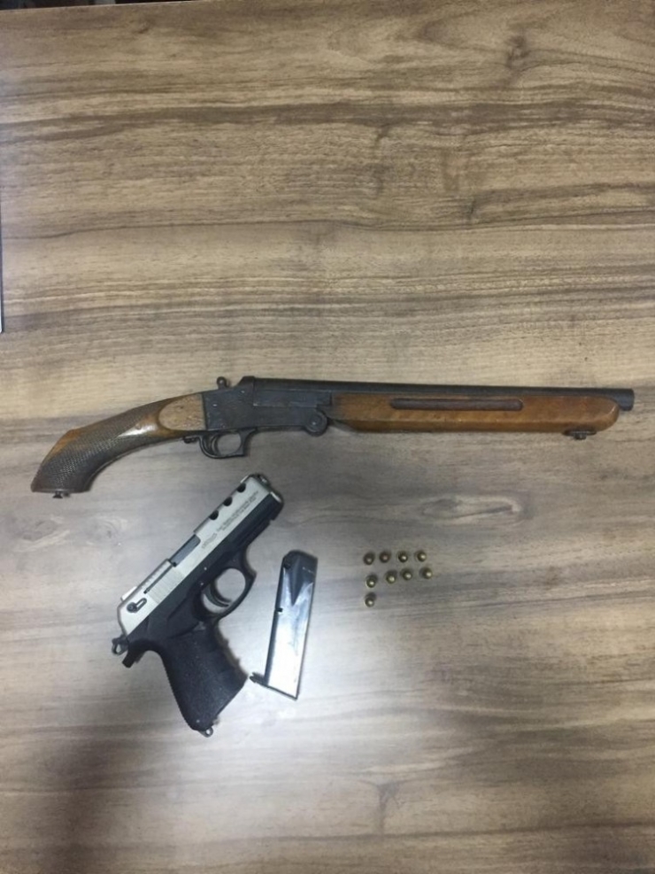 Balıkesir’de Polis 13 Aranan Şahsı Yakaladı