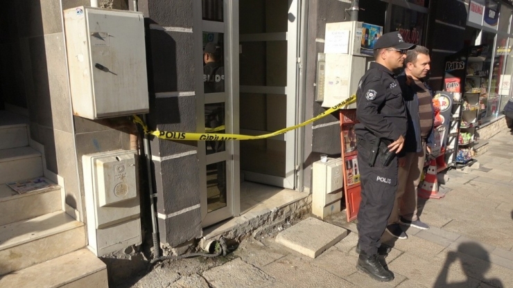 Uyuşturucu Paylaşma Kavgası Ölümle Bitti