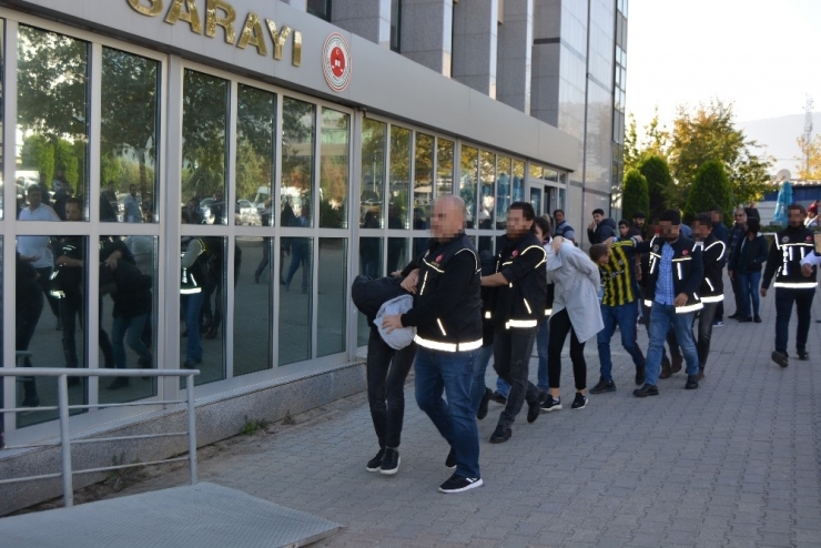 Vakıf Kurup Uyuşturucu Satan Zanlılardan 6’sı Tutuklandı