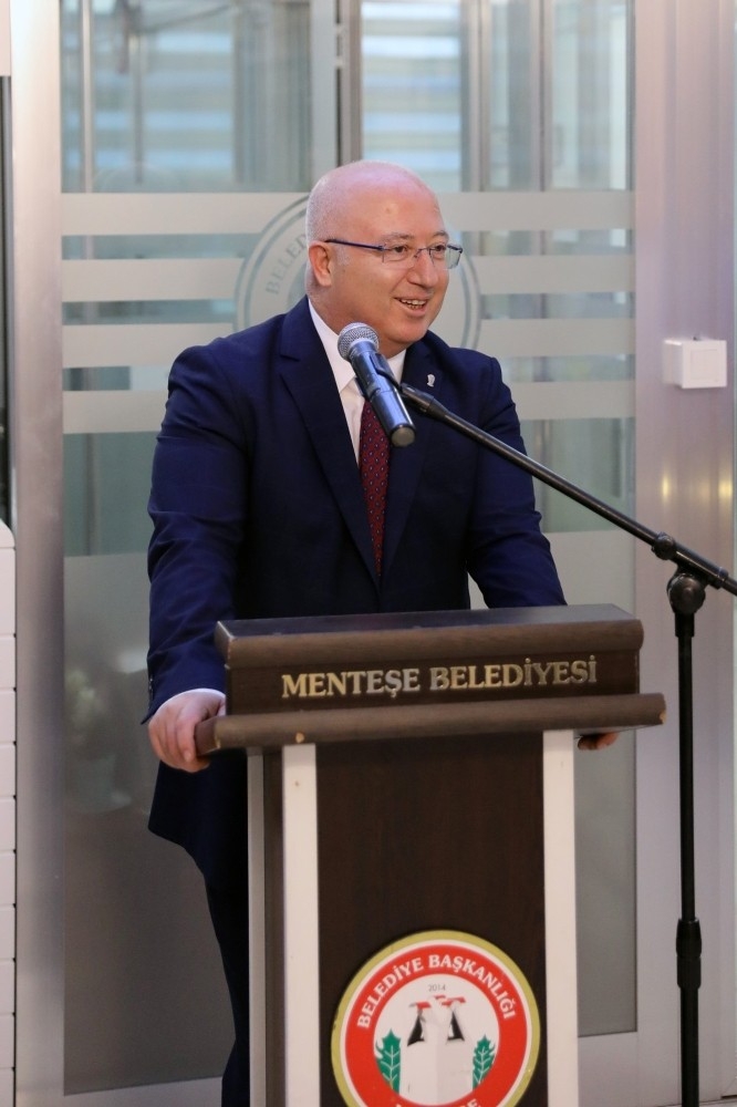 Başkan Gümüş; “Menteşe’de Mahalle Kültürümüzü Koruyoruz”