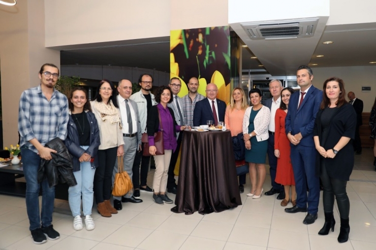 Başkan Gümüş; “Menteşe’de Mahalle Kültürümüzü Koruyoruz”