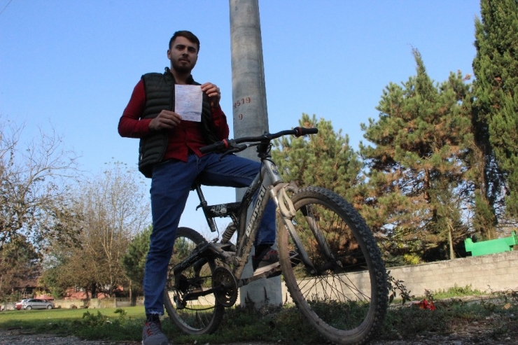 İlk Trafik Cezasını Bisikletiyle Yedi