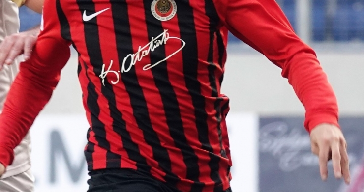 Gençlerbirliği’nden 10 Kasım’a Özel Forma