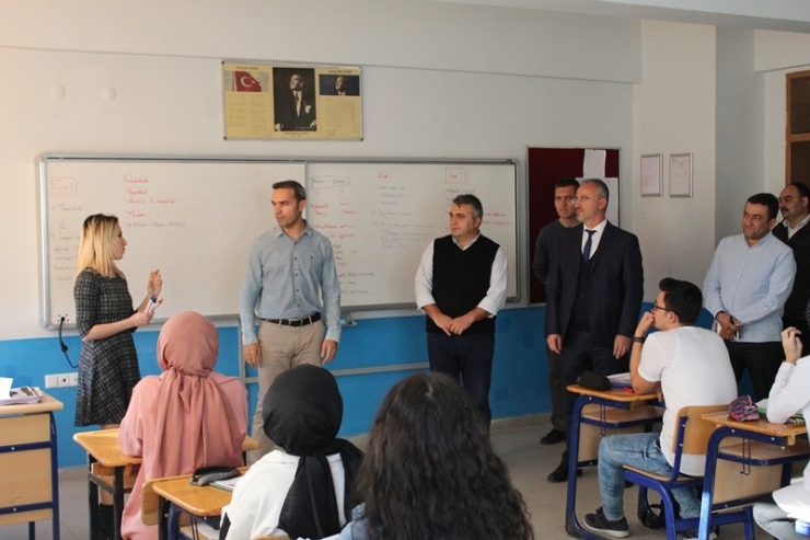 "Bütün İmkanlarımızı Öğrencilerimiz İçin Seferber Etmiş Durumdayız"