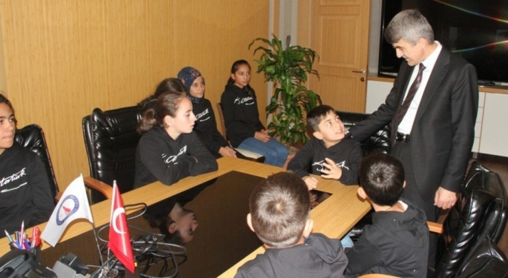 Kayserili Öğrencilere Dpü’nün Altın Anahtarı Verildi