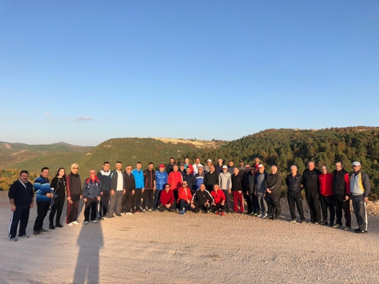 Körfezlililer İlimtepe’de Sağlık İçin Yürüdü