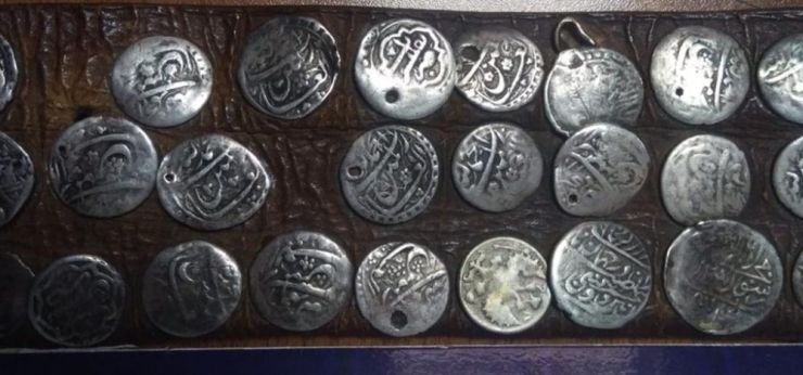 Belediye Personeli Tarihi Eserle Yakalandı