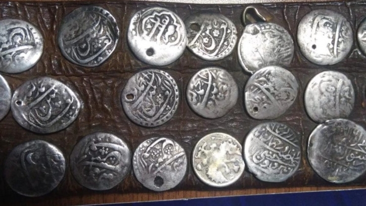 Belediye Personeli Tarihi Eserle Yakalandı