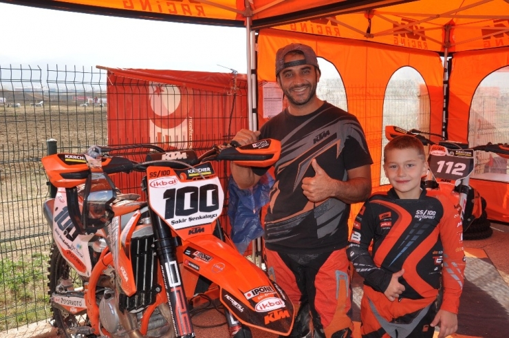 Afyonkarahisar’da Türkiye Motokros Şampiyonası Başladı 4. Ayak Yarışları Başladı