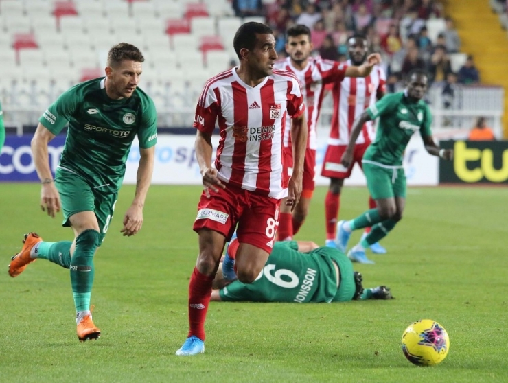 Süper Lig: D.g. Sivasspor: 2 - İ.h. Konyaspor: 0 (Maç Sonucu)