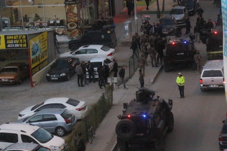 Jandarmaya Ateş Açtı, Yakalanacağını Anlayınca İntihar Etti