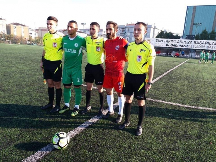 Amatör Maçta Hakeme Tokat