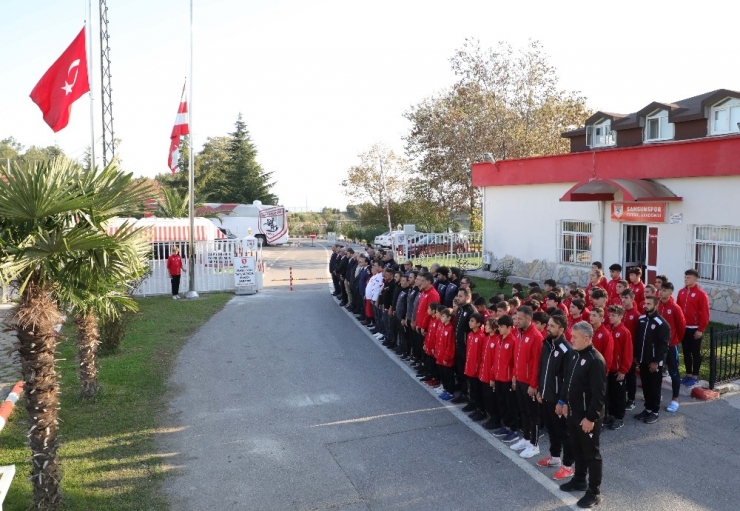 Samsunspor Atatürk’ü Andı