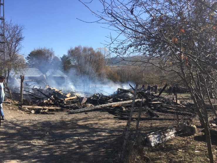 Kastamonu’da Bir Ev Yandı
