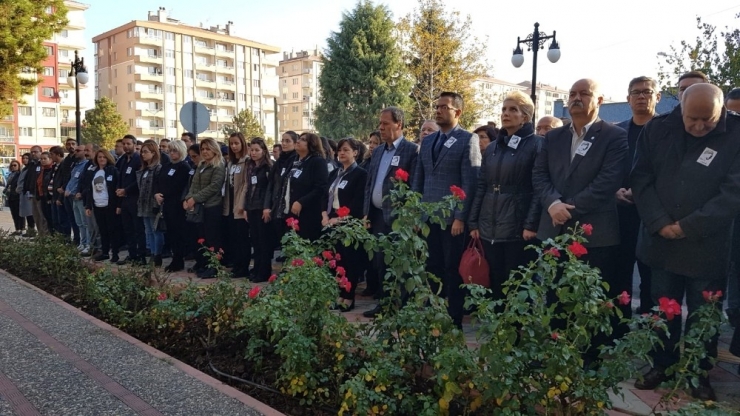 Odunpazarı Belediyesi Ata’sını Unutmadı