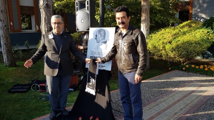 Odunpazarı Belediyesi Ata’sını Unutmadı