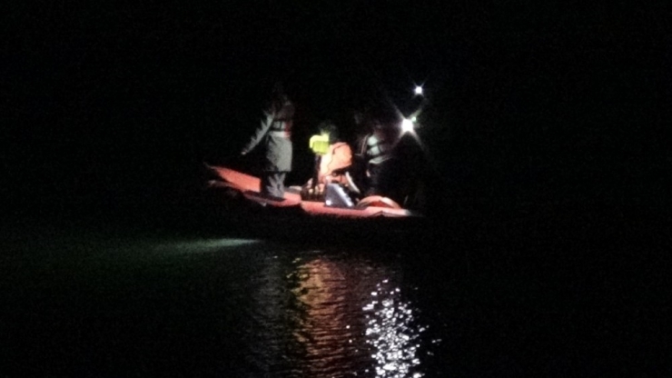 Gölete Balık Tutmak İçin Giden Öğretmen Teknenin Devrilmesi Sonucu Kayboldu