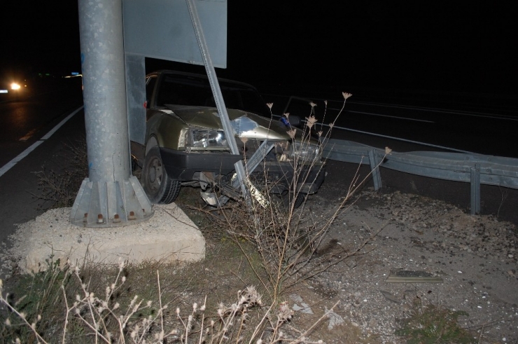 Alkollü Sürücü Kaza Yaptı