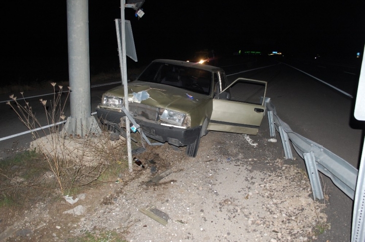 Alkollü Sürücü Kaza Yaptı