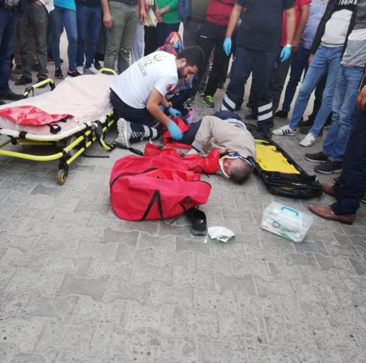 At Arabasının Çarptığı Yaşlı Adam Yaralandı