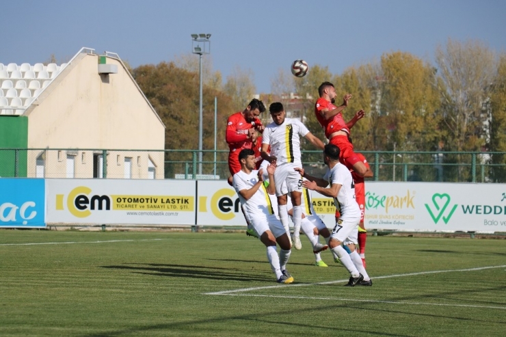Tff 2. Lig: Sivas Belediyespor: 0 - Bayburt Özel İdare: 2
