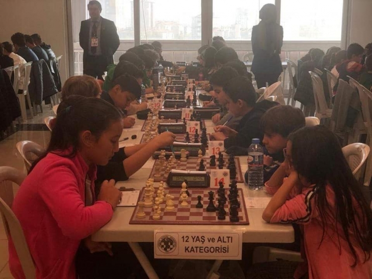 Hamleler Ata’ya Saygı İçin Yapılıyor