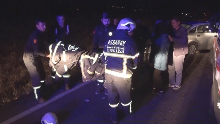 Üşüyen Yaralı Genç Kızın Üzerini İtfaiye Erleri Montlarıyla Örttü