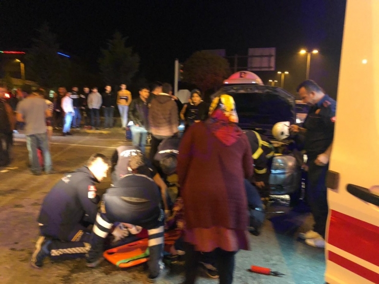 Zonguldak’ta Trafik Kazası: 2 Yaralı