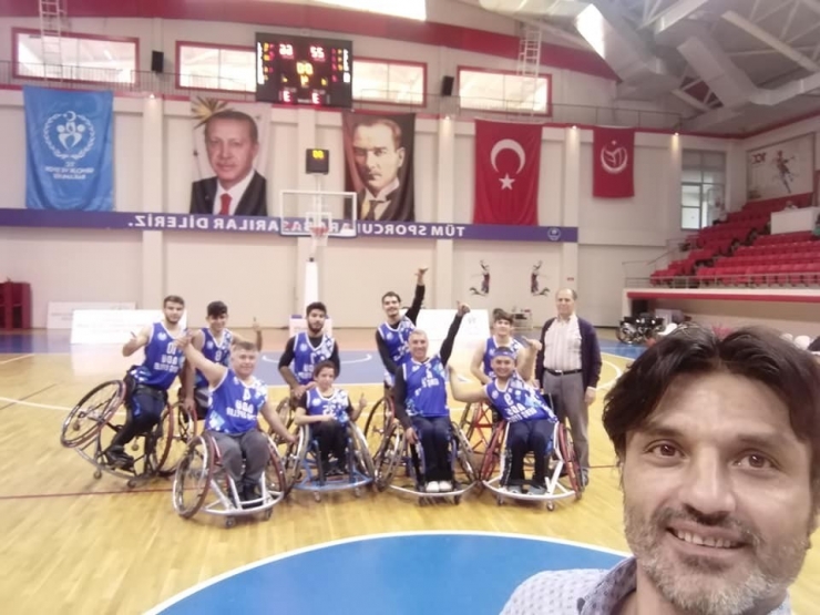 Zorlu Deplasmandan Galibiyet İle Döndüler