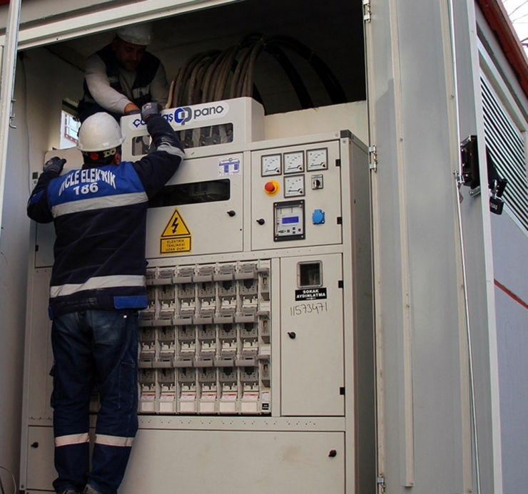 Hırsızlar 300 Lira İçin 350 Aboneyi Enerjisiz Bıraktı