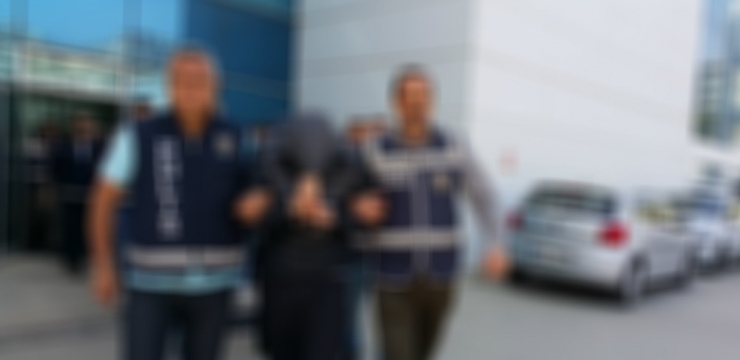 Bursa’da Üniversiteli Kızları Taciz Eden Sapık Yakalandı