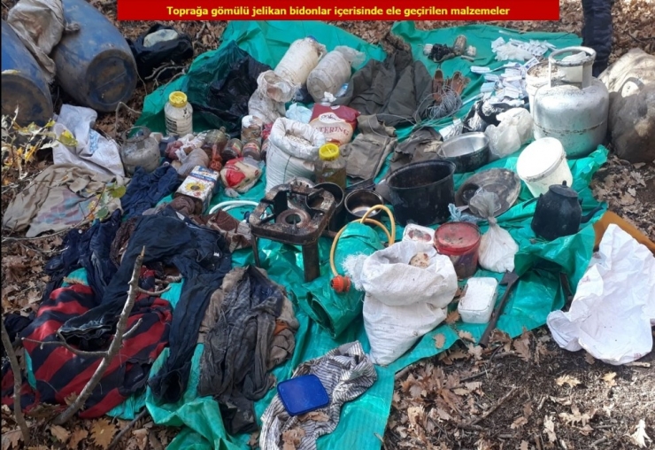 Kıran-5 Operasyonunda Teröristlerin İnlerine Girildi