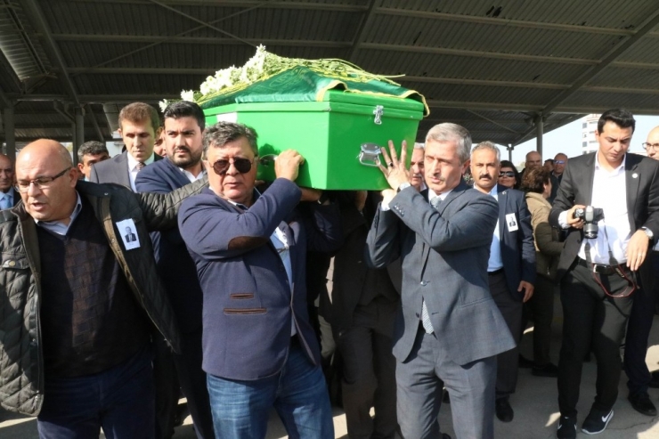 Gazeteci Aykut Tuzcu Son Yolculuğuna Uğurlandı