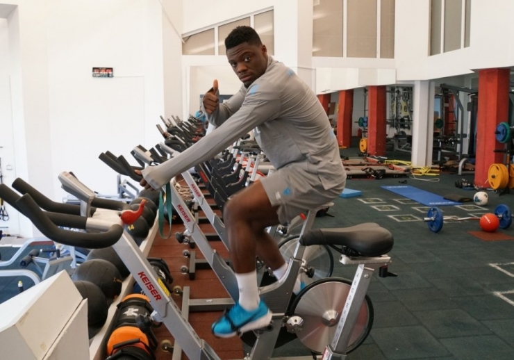 Trabzonspor’da Ekuban Antrenmanlara Başladı