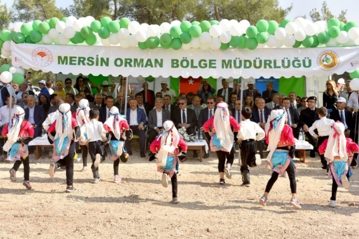 Mersin Barosu Fidan Dikerek Geleceğe Nefes Verdi