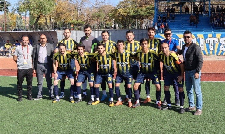 Söğütspor Kendi Evinde Farka Gitti