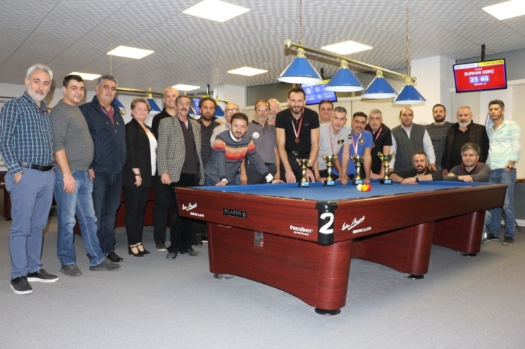 Bilardocular Yunusemre Başkanlık Kupası İçin Yarıştı