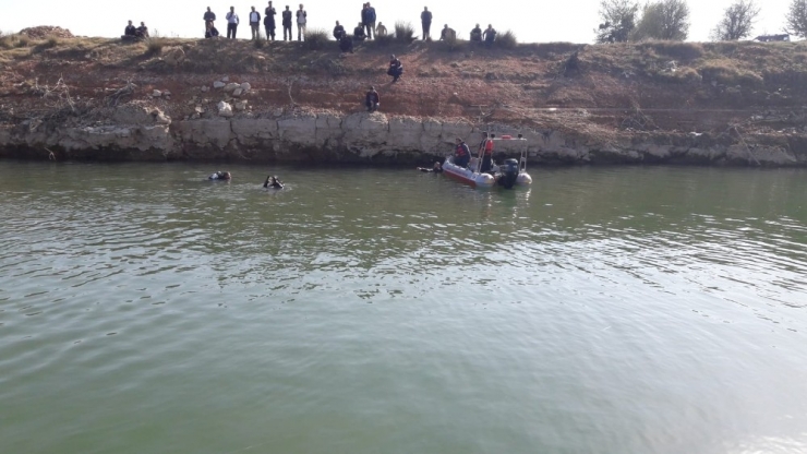 Annesinin Çelik Kasasını Çalmak İçin Şeytanın Aklına Gelmeyecek Plan Yaptı