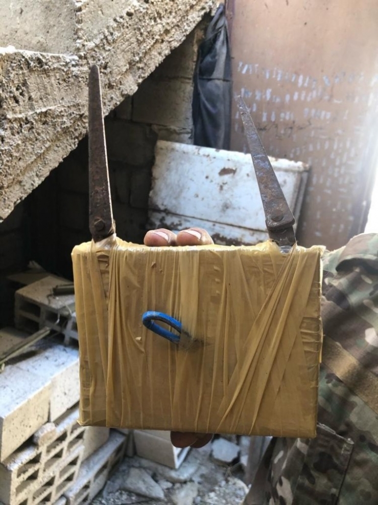 Suriye Milli Ordusu Resulayn’da Mühimmat Buldu