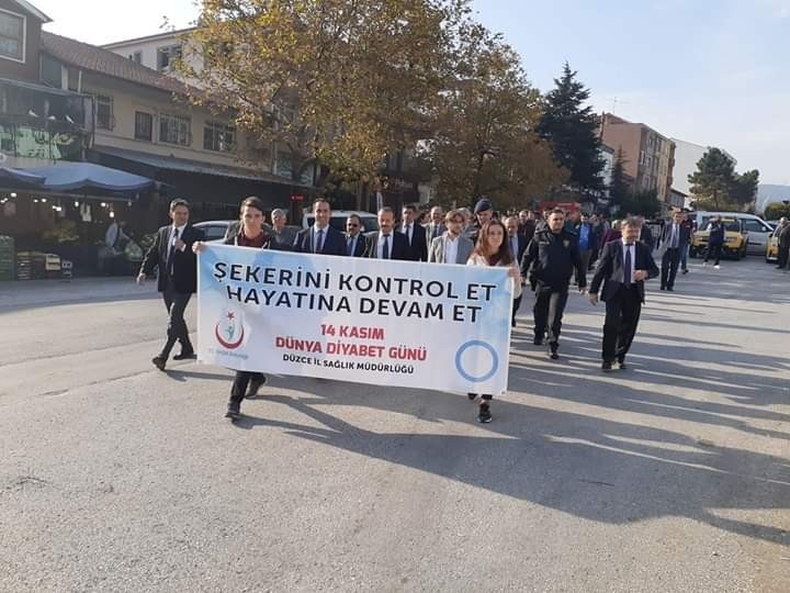 Gümüşova’da "Dünya Diyabet Günü" Yürüyüşü Düzenlendi