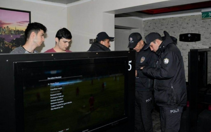 Balıkesir’de Polis 23 Aranan Şahsı Yakaladı
